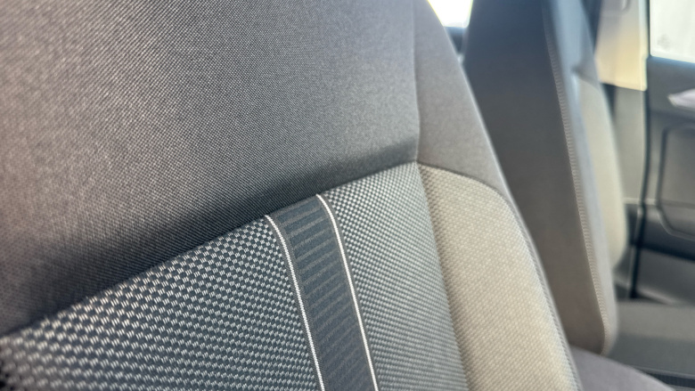 Volkswagen T-Roc 1.0 TSI 115 Life 5dr Petrol Hatchback